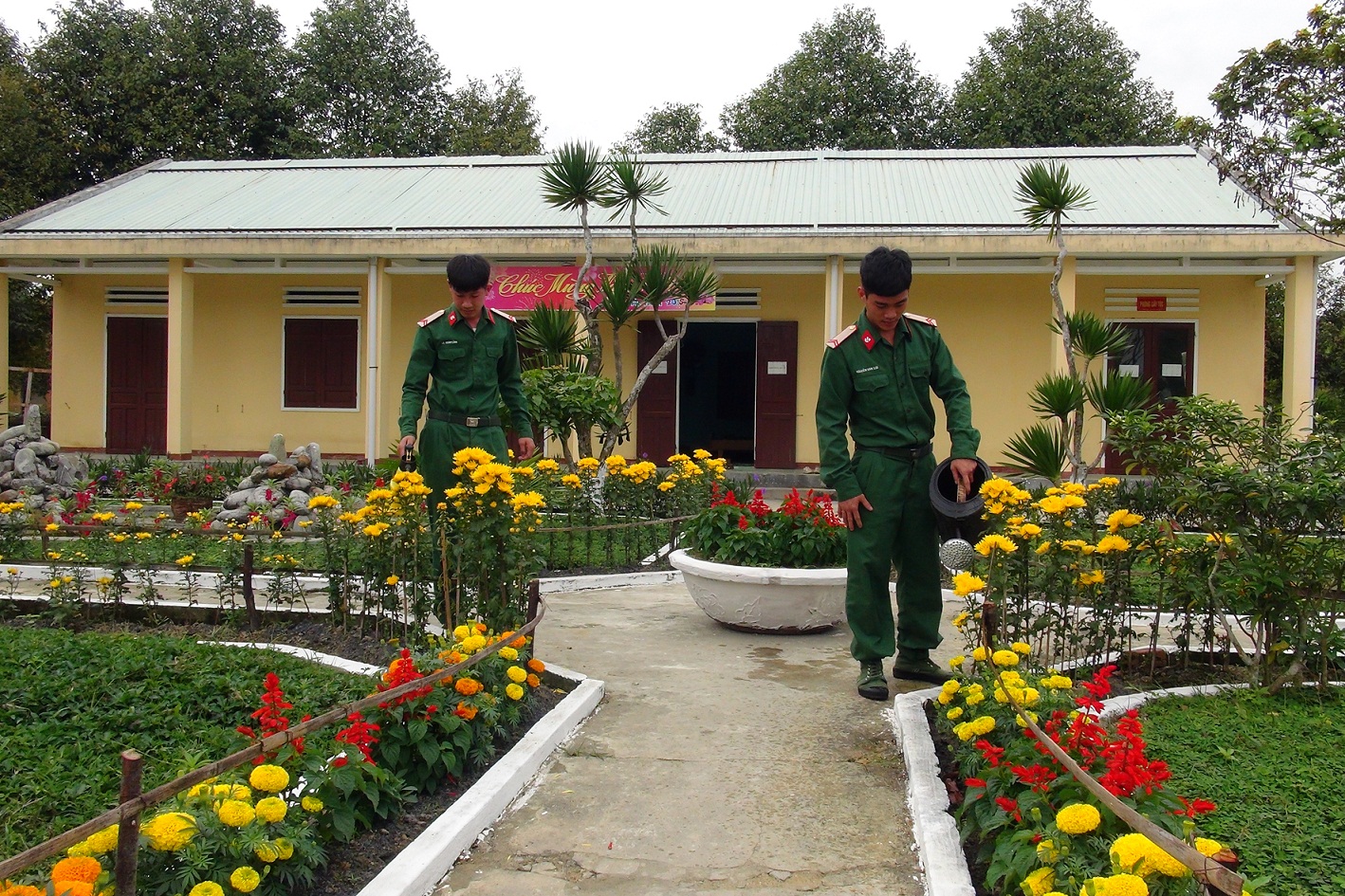 Bộ đội Lữ đoàn Công binh 270 đón xuân Canh Tý